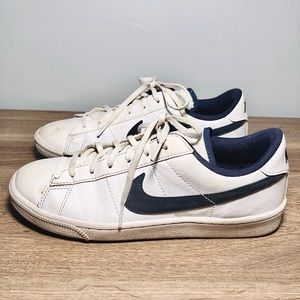 Nike Court Royale Sneaker